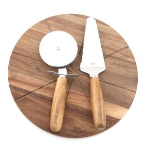 מארז לחיתוך פיצה/גבינות: 2 סכינים + משטח עגול מעץ שיטה Food Appeal